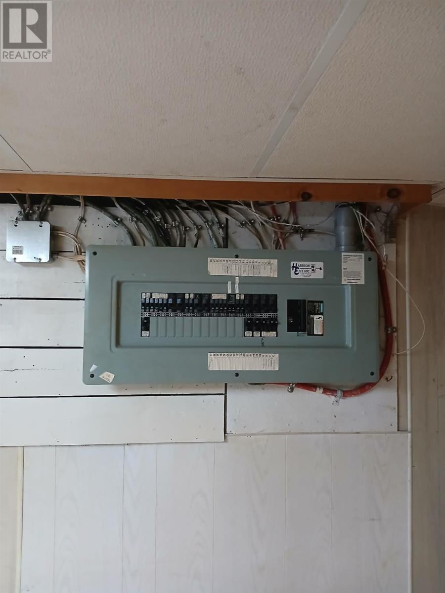 21 Bracken Pl, Elliot Lake, Ontario  P5A 1L5 - Photo 23 - SM260259