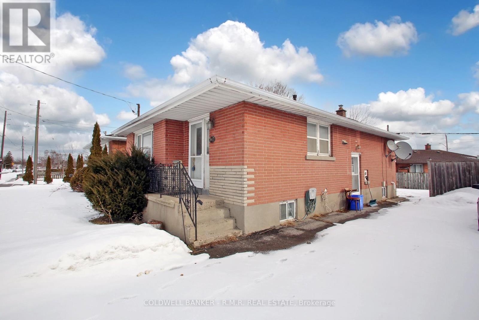543 Wilson Road S, Oshawa, Ontario  L1H 6E3 - Photo 2 - E12815290