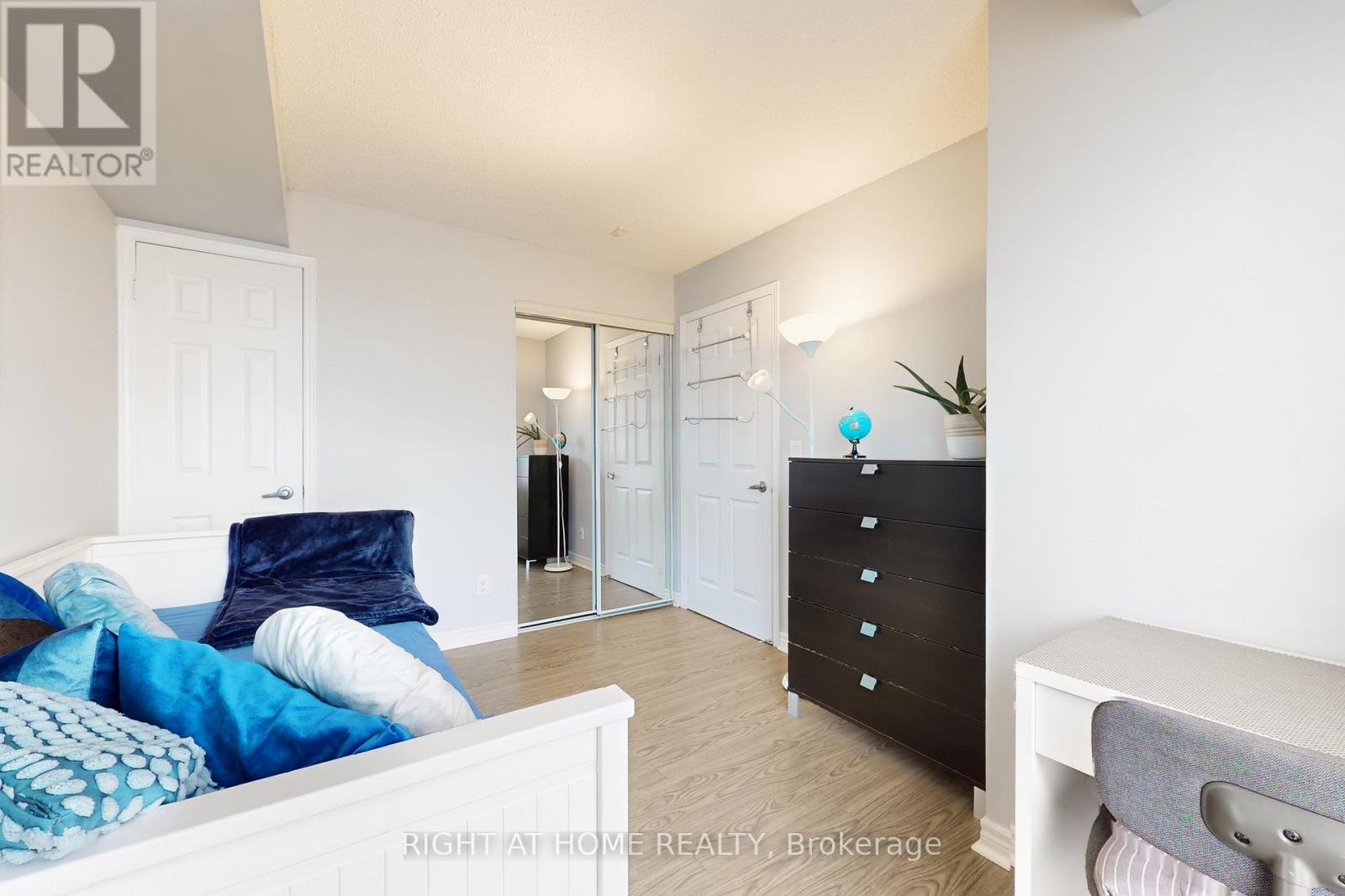 230 - 60 Fairfax Crescent, Toronto, Ontario  M1L 0E1 - Photo 24 - E12815292