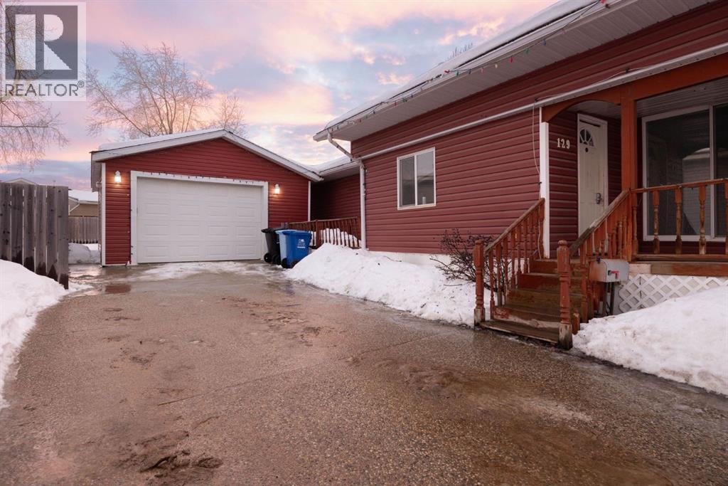 129 Grenfell Crescent, Fort Mcmurray, Alberta  T9H 2M4 - Photo 2 - A2278615