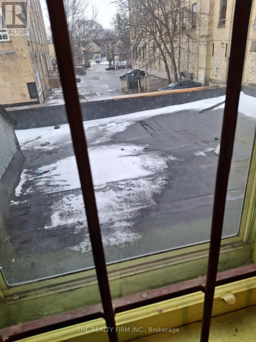 616 Dundas Street E, London East, Ontario  N5W 2Y8 - Photo 14 - X12815340