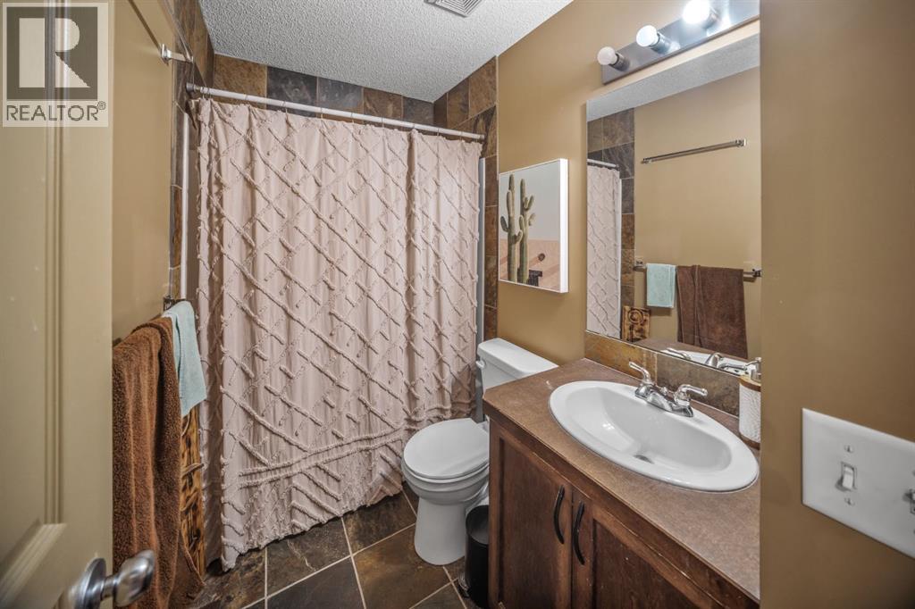 503, 108 Armstrong Place, Canmore, Alberta  T1W 3L2 - Photo 10 - A2285134