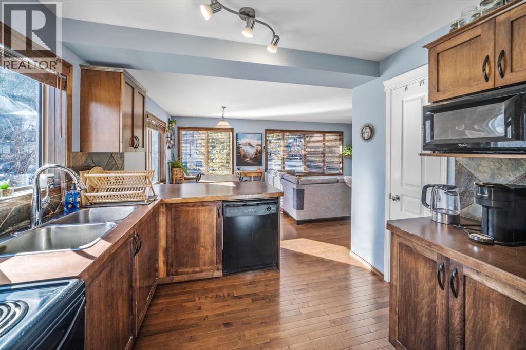 503, 108 Armstrong Place, Canmore, Alberta  T1W 3L2 - Photo 4 - A2285134