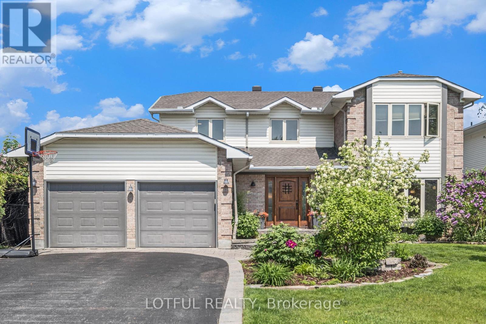 6118 VOYAGEUR DRIVE, Ottawa, Ontario