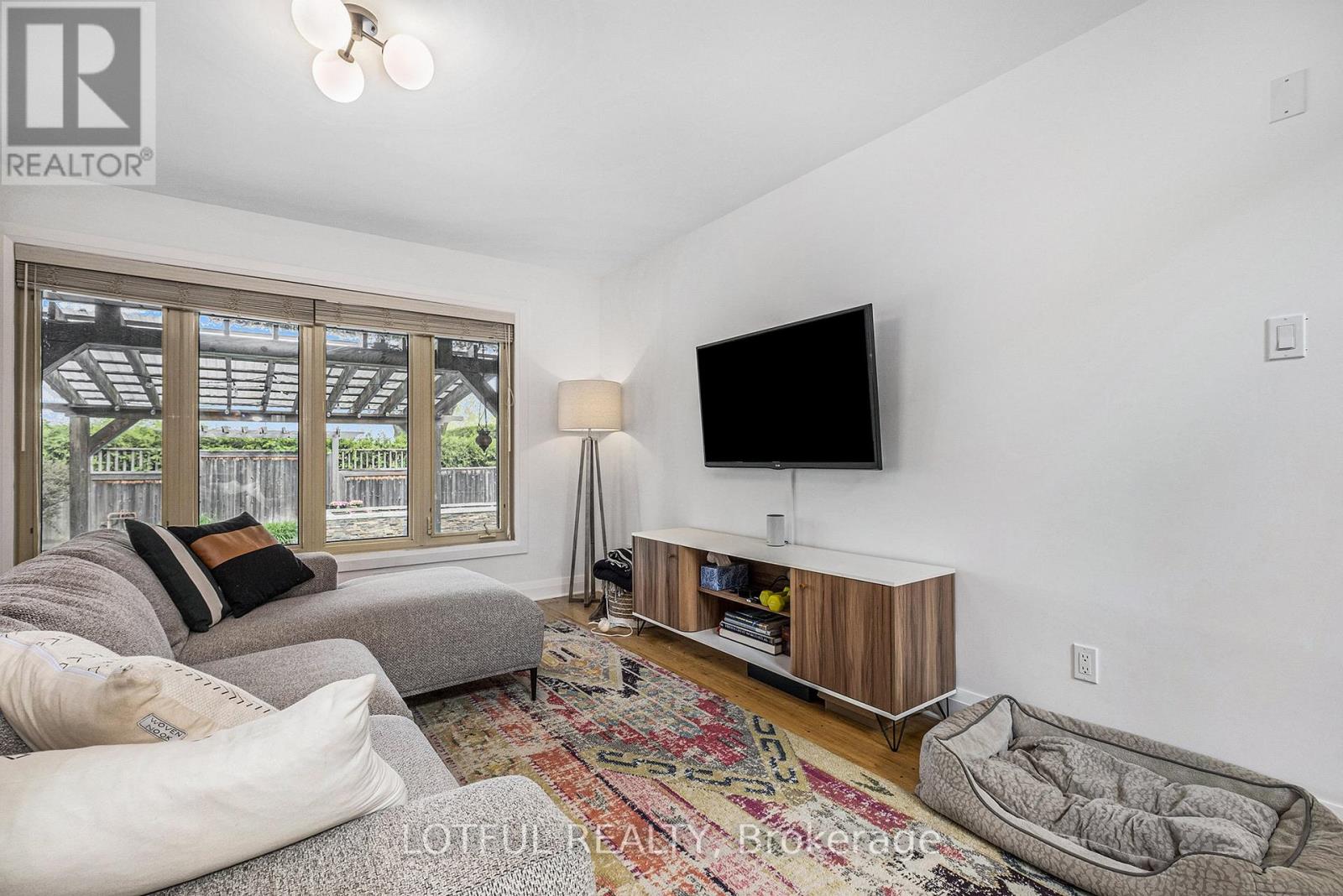 6118 Voyageur Drive, Ottawa, Ontario  K1C 2W3 - Photo 11 - X12815334