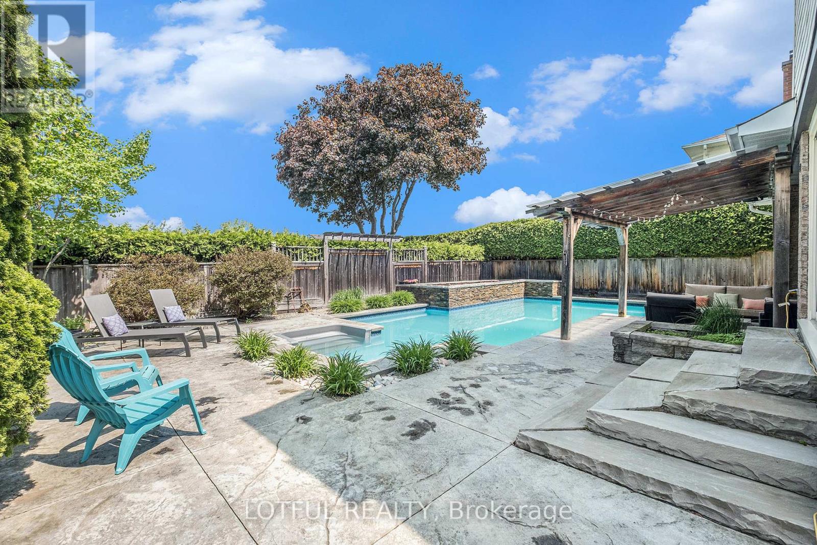 6118 Voyageur Drive, Ottawa, Ontario  K1C 2W3 - Photo 25 - X12815334