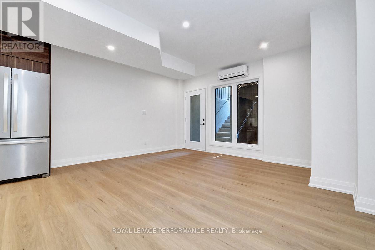 31 Commanda Way, Ottawa, Ontario  K1M 1G1 - Photo 27 - X12815358