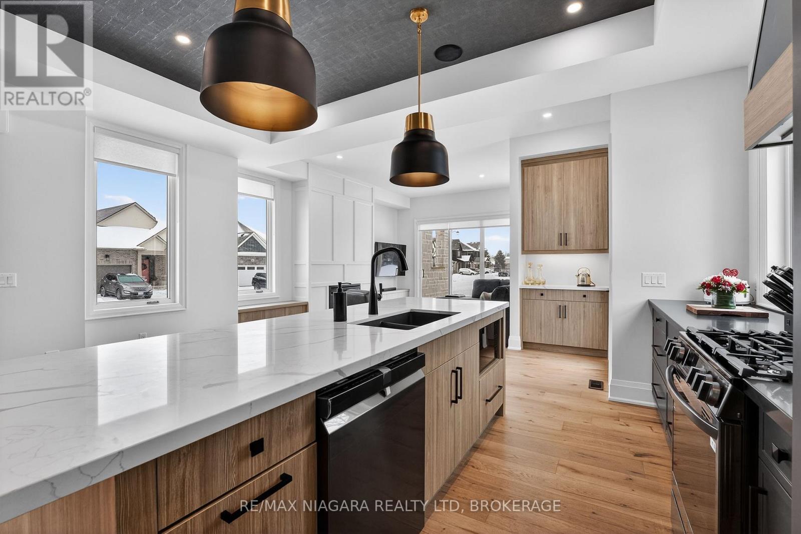 39 Ivy Crescent, Thorold, Ontario  L2V 4N9 - Photo 13 - X12815272