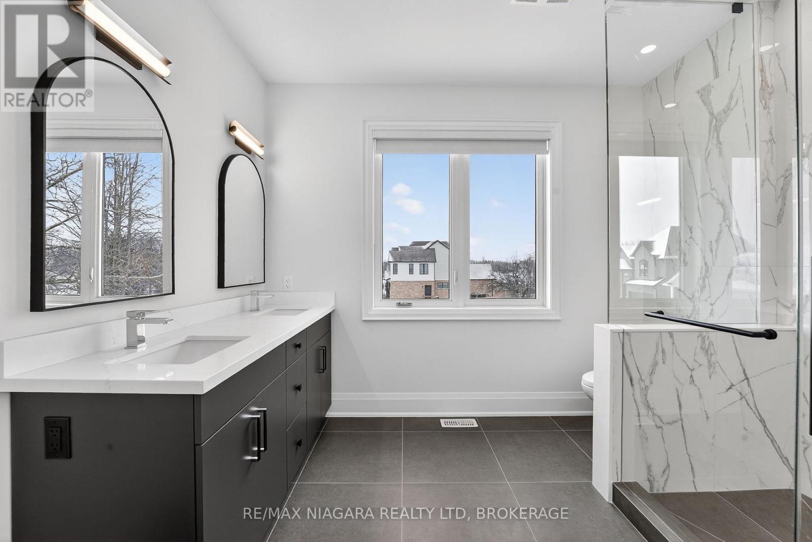 39 Ivy Crescent, Thorold, Ontario  L2V 4N9 - Photo 24 - X12815272