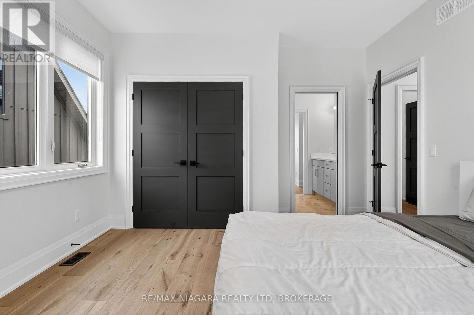 39 Ivy Crescent, Thorold, Ontario  L2V 4N9 - Photo 28 - X12815272