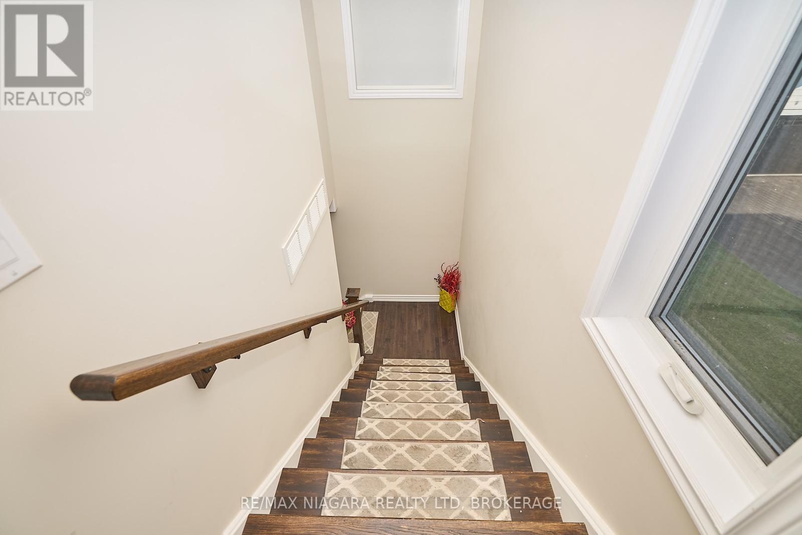 4229 Niagara River Parkway, Fort Erie, Ontario  L0S 1S0 - Photo 19 - X12815278