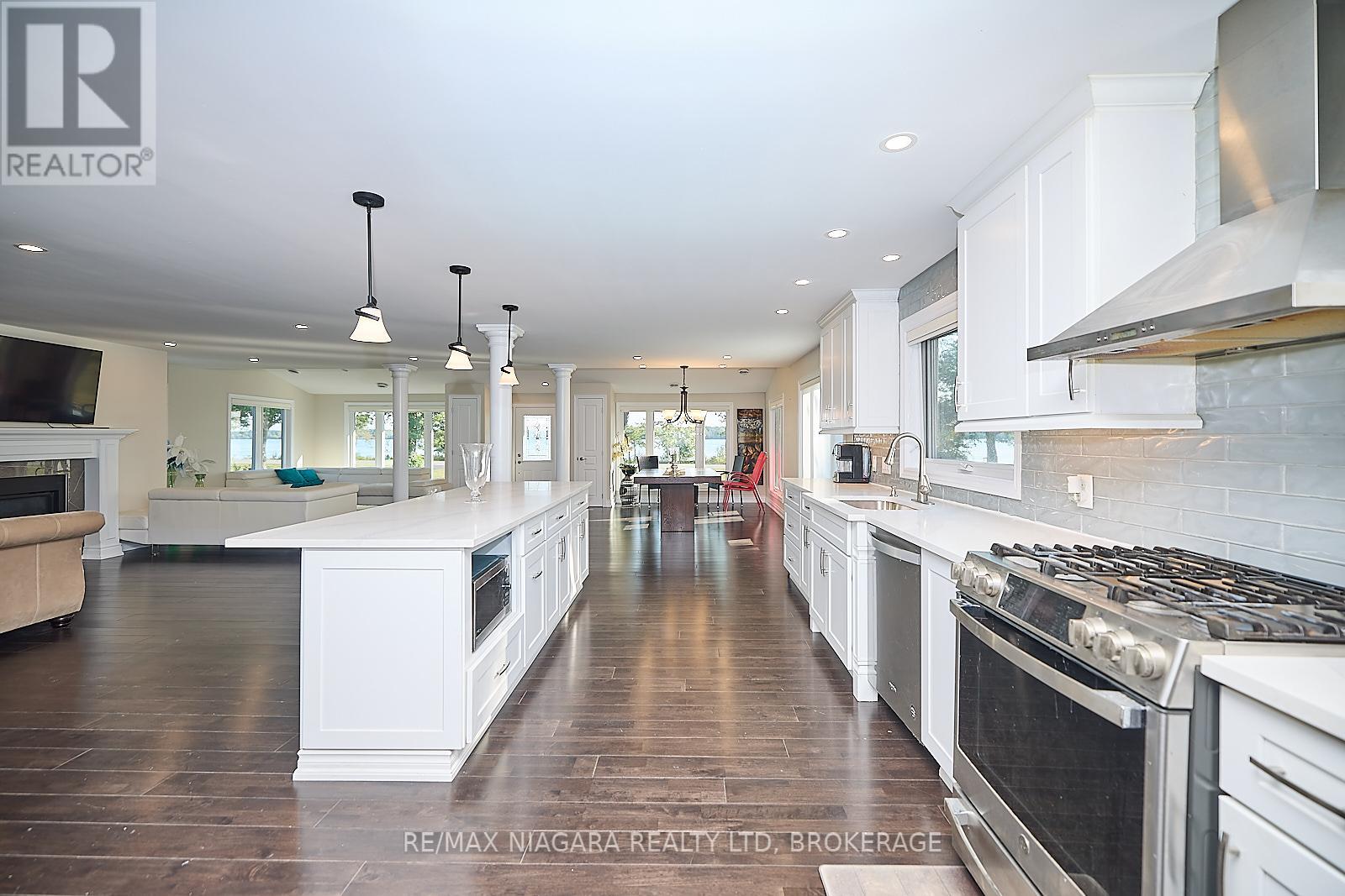 4229 Niagara River Parkway, Fort Erie, Ontario  L0S 1S0 - Photo 7 - X12815278