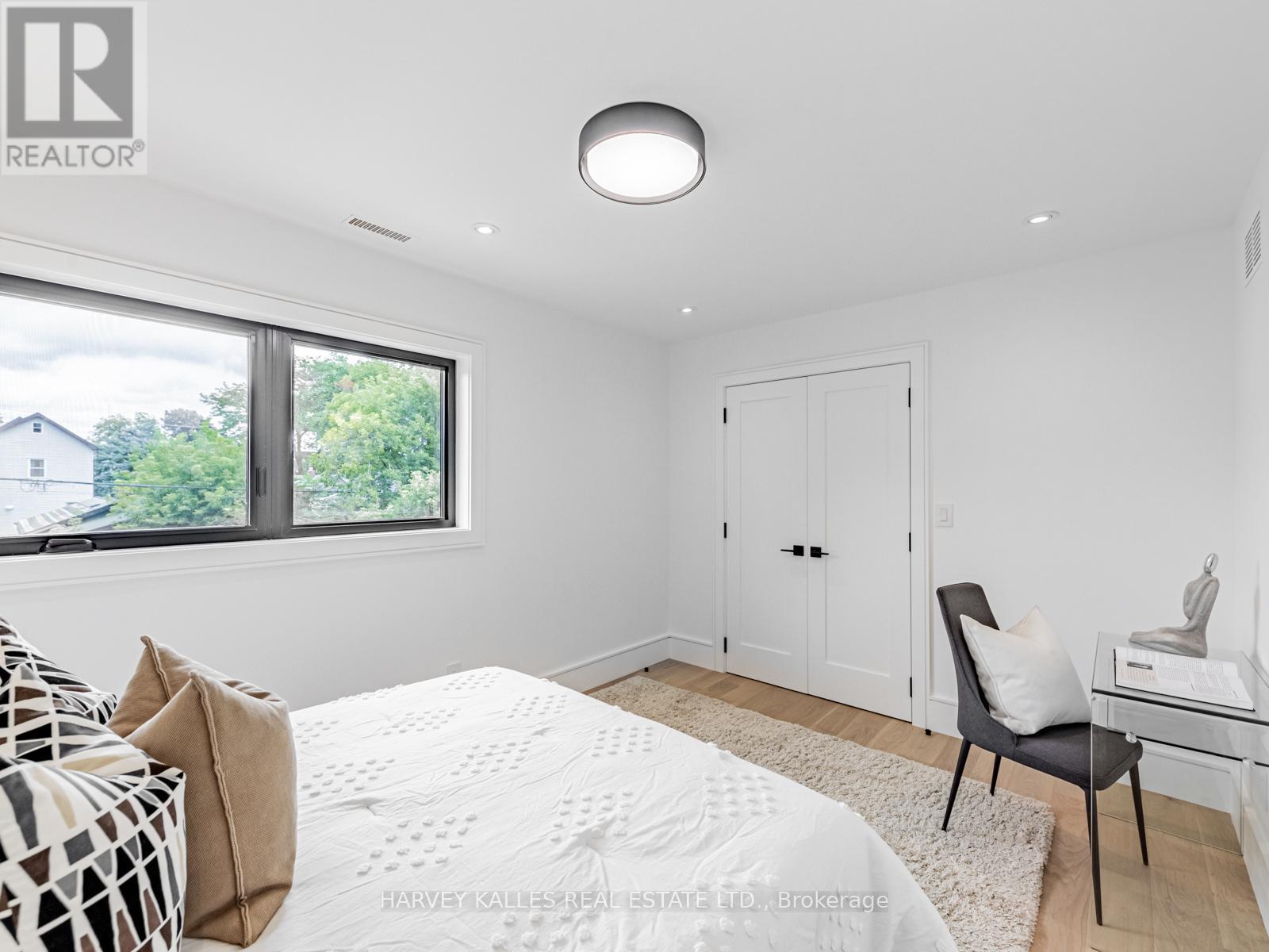 379 Winona Drive, Toronto, Ontario  M6C 3T4 - Photo 26 - C12720092