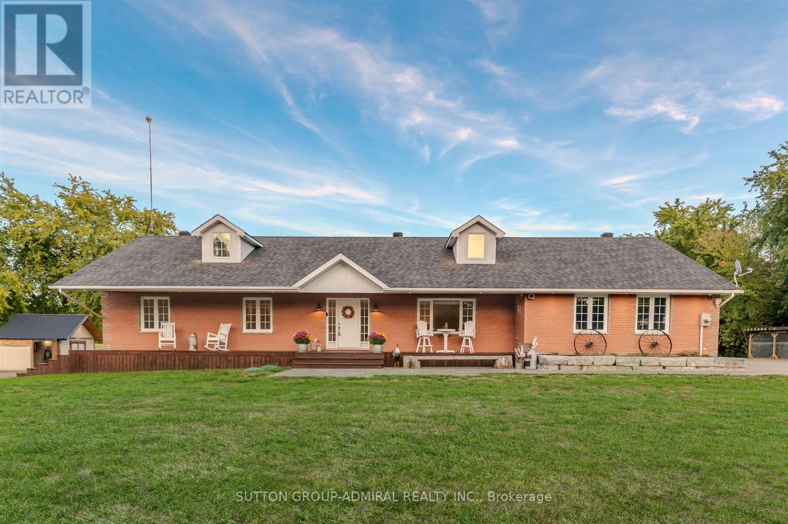 250 Denney Drive, Essa, Ontario  L3W 0T8 - Photo 9 - N12814962