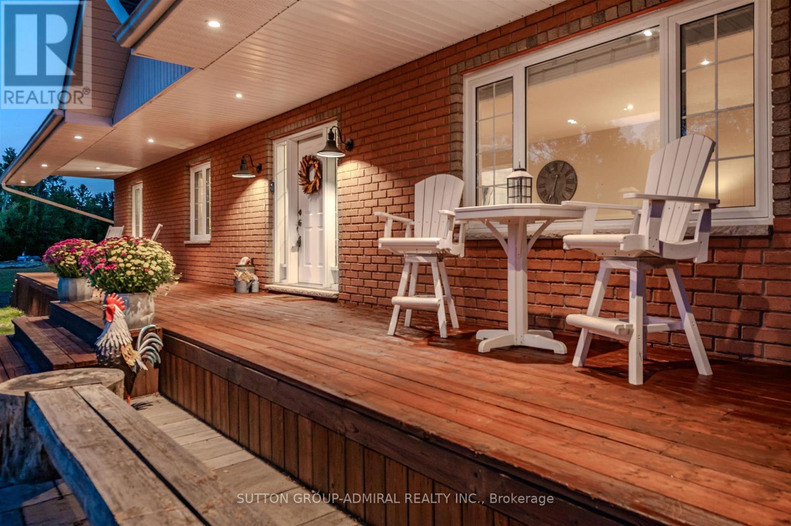 250 Denney Drive, Essa, Ontario  L3W 0T8 - Photo 5 - N12814962