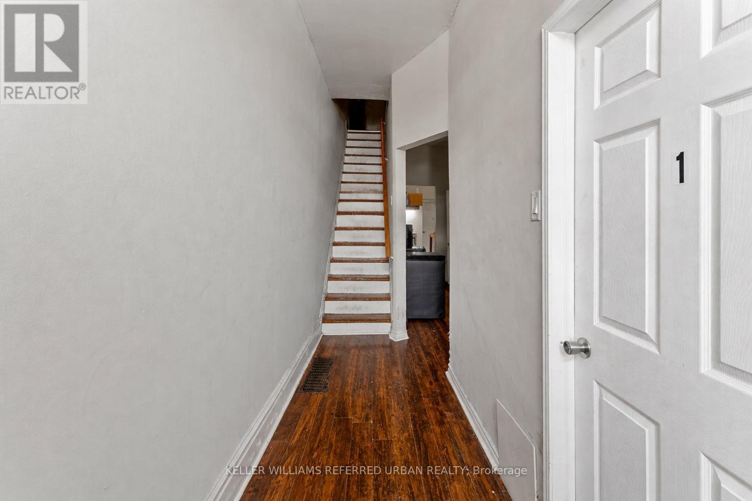 52 Cathcart Street, Hamilton, Ontario  L8R 1M5 - Photo 6 - X12781106