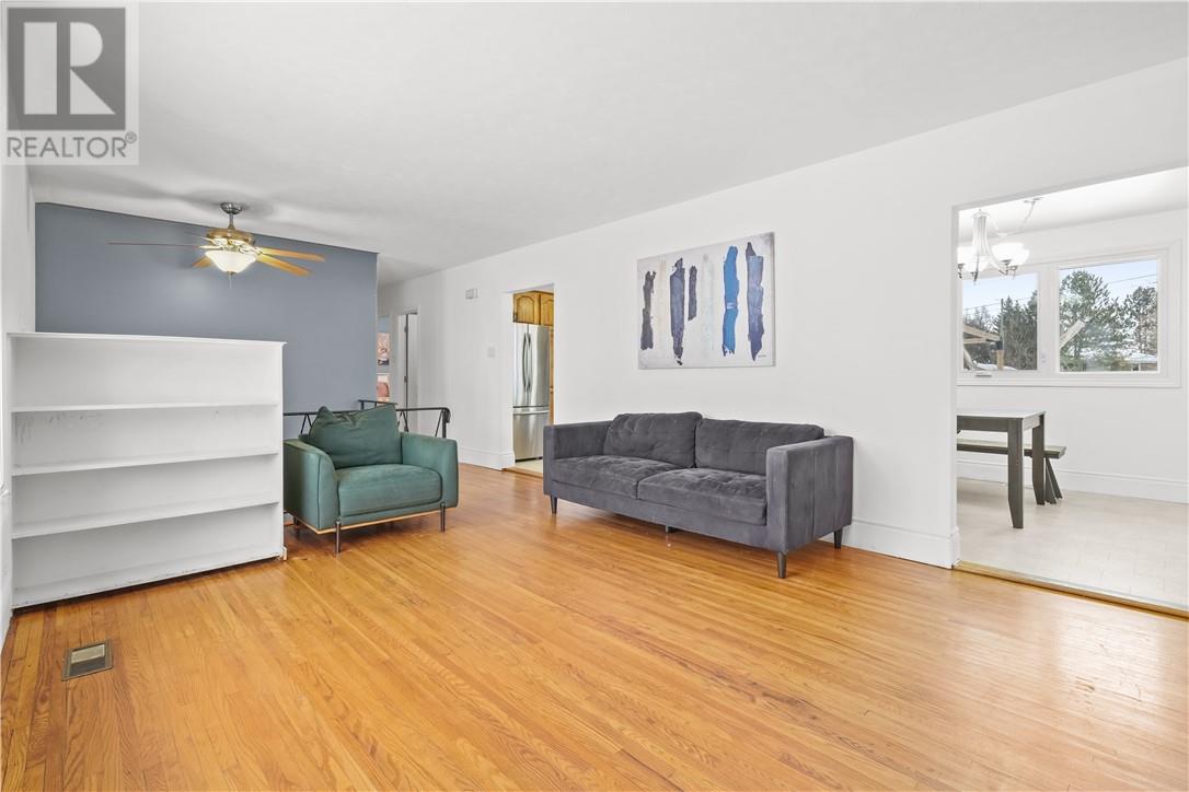 598 Westmount Avenue, Sudbury, Ontario  P3A 1B5 - Photo 9 - 2126549