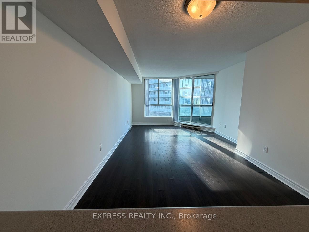 2703 - 38 Elm Street, Toronto, Ontario  M5G 2K5 - Photo 4 - C12815302