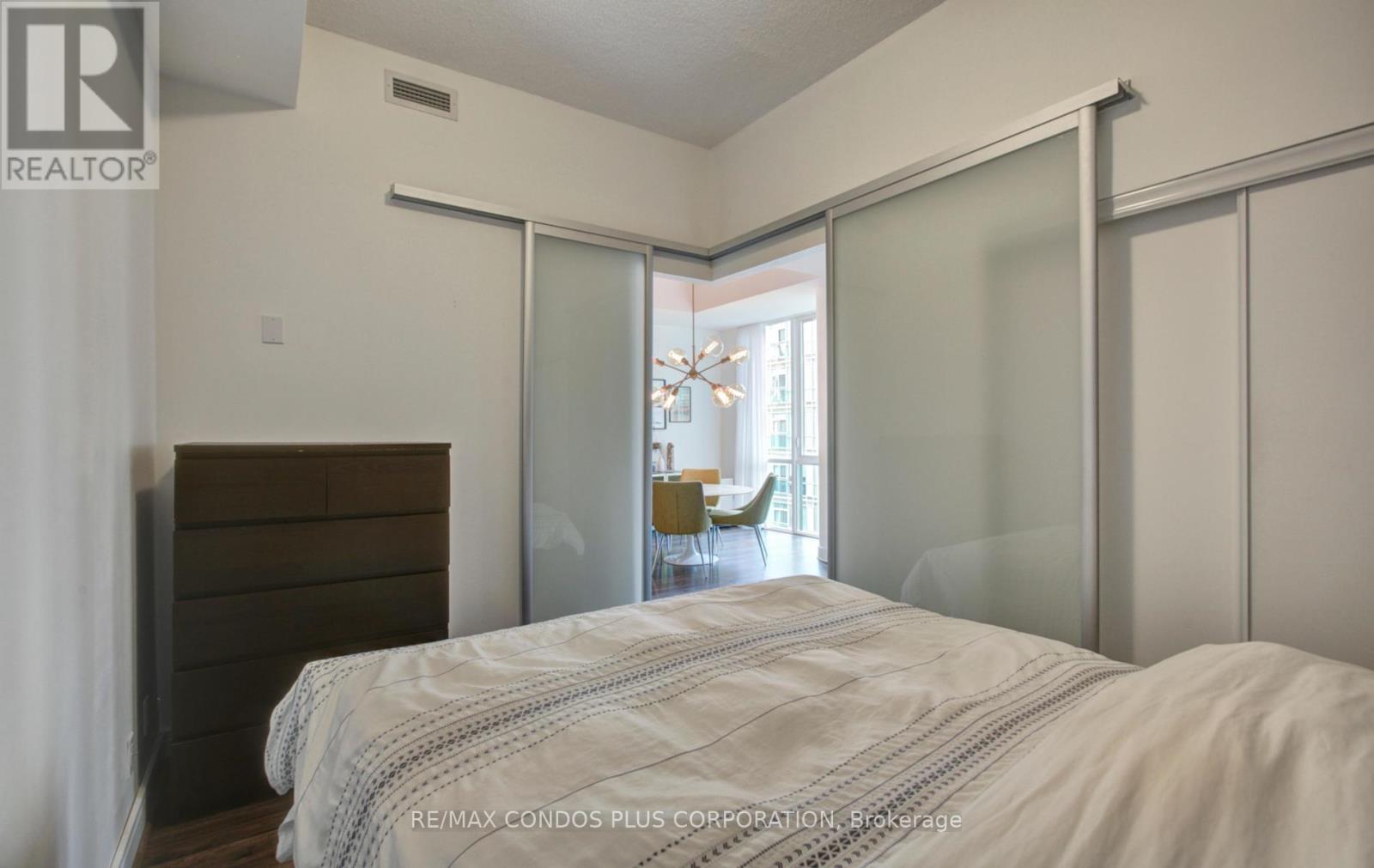 S540 - 112 George Street, Toronto, Ontario  M5A 2M5 - Photo 32 - C12815330