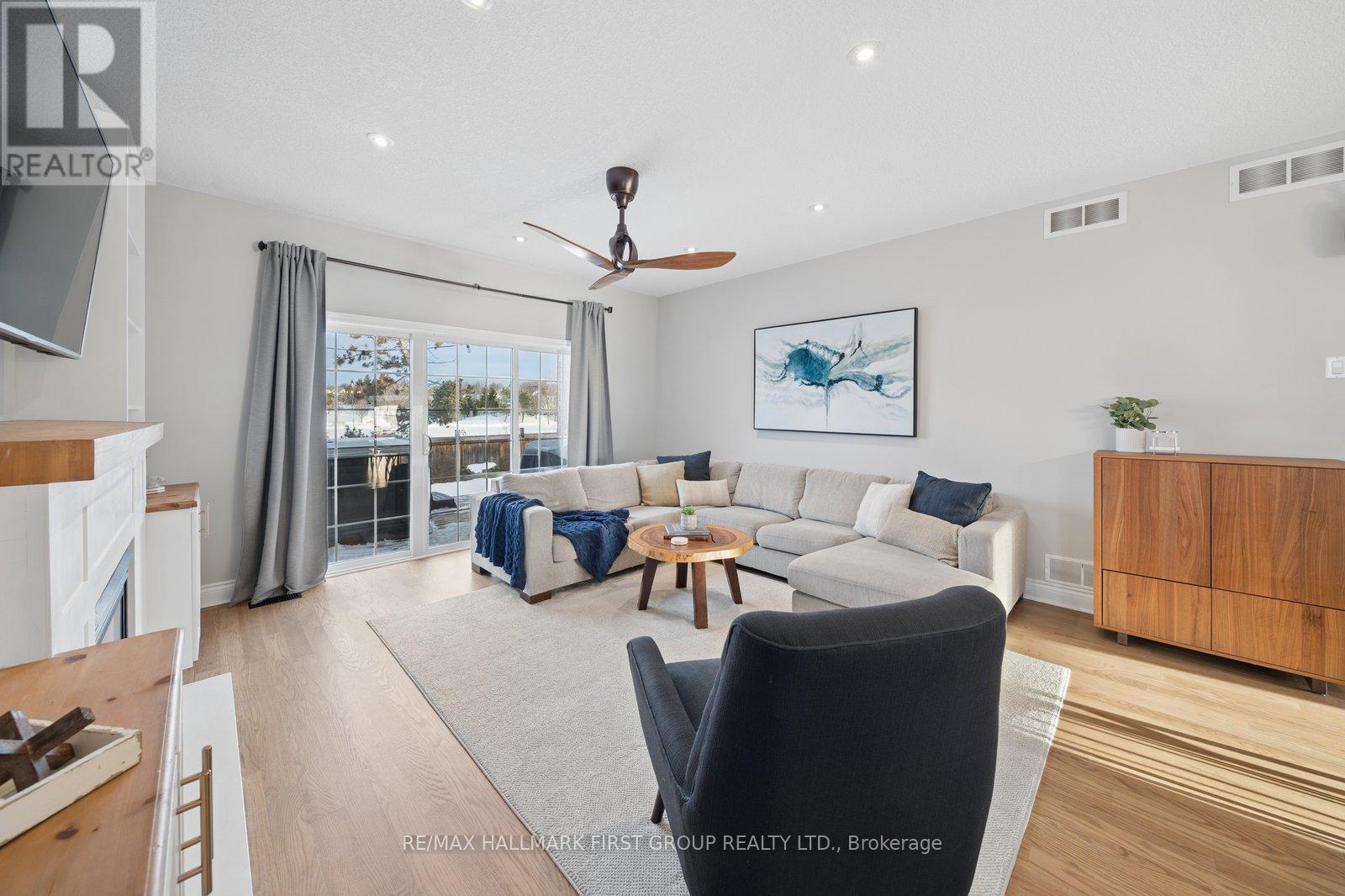 11 Lonetto Street, Whitby, Ontario  L1M 0G7 - Photo 16 - E12815218