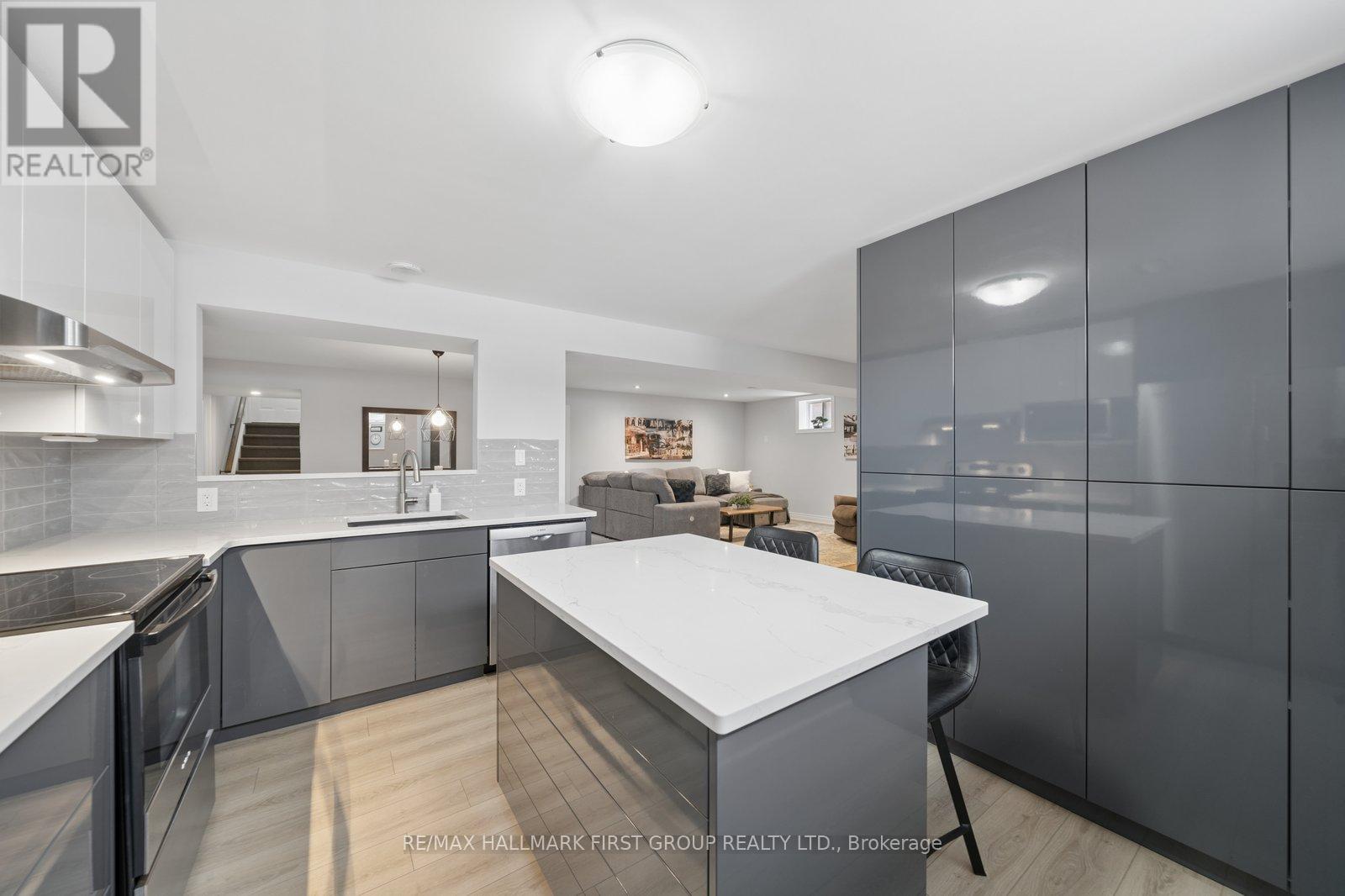 11 Lonetto Street, Whitby, Ontario  L1M 0G7 - Photo 35 - E12815218