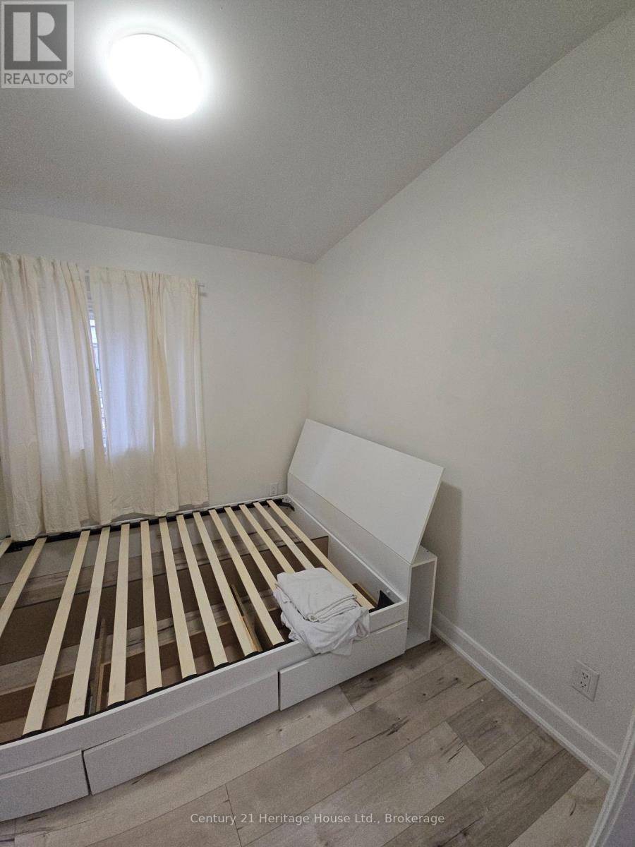 C - 210 Wilson Street, Hamilton (Landsdale), Ontario  L8R 1E5 - Photo 7 - X12800012