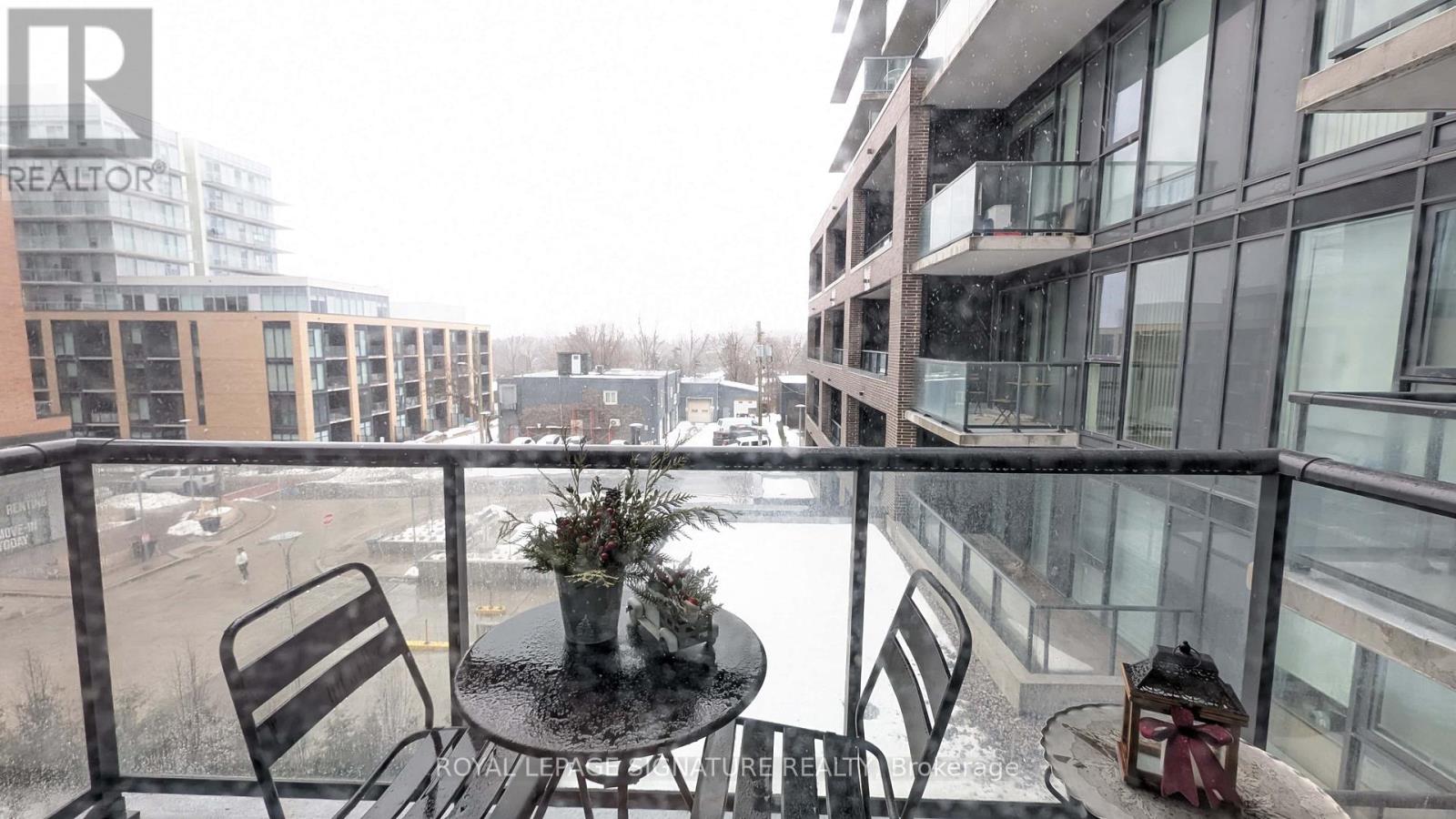 321 - 185 Deerfield Road, Newmarket, Ontario  L3Y 0G7 - Photo 12 - N12815356