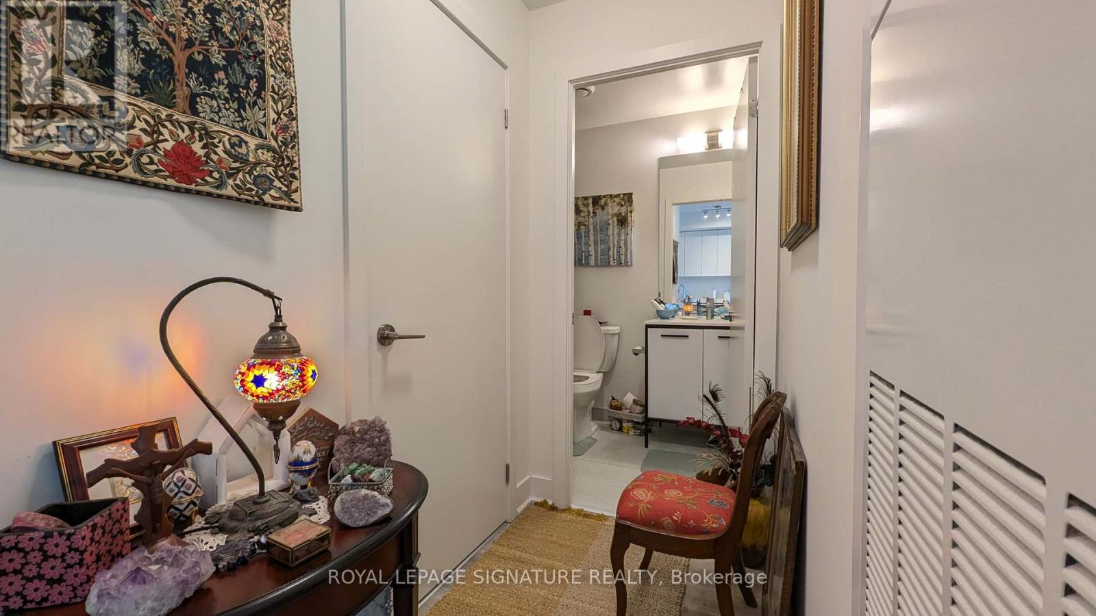 321 - 185 Deerfield Road, Newmarket, Ontario  L3Y 0G7 - Photo 7 - N12815356