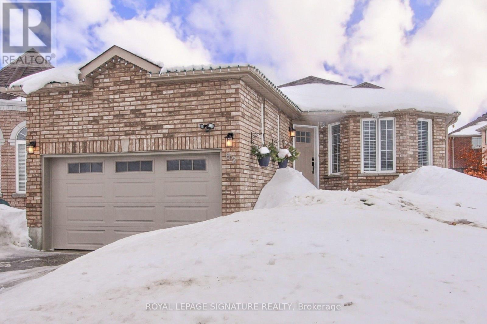 62 CLOUGHLEY DRIVE, barrie (0 west), Ontario