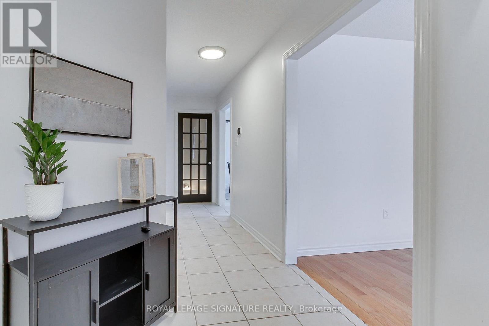 62 Cloughley Drive, Barrie (0 West), Ontario L4N 9T7 - Photo 10 - S12815324