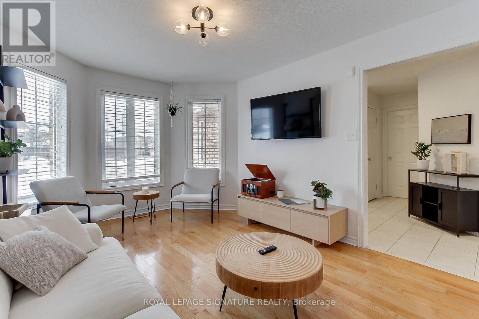 62 Cloughley Drive, Barrie (0 West), Ontario L4N 9T7 - Photo 12 - S12815324