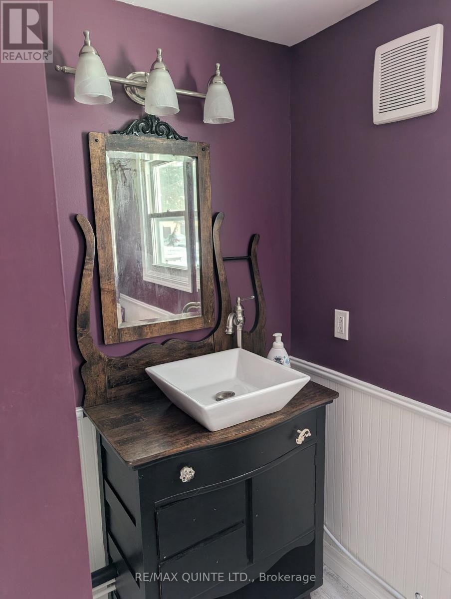 84 College Street, Deseronto, Ontario  K0K 1X0 - Photo 22 - X12815102