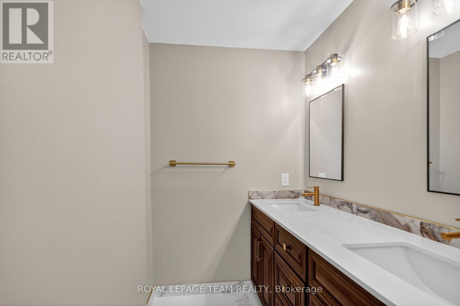 2509/2510 - 515 St Laurent Boulevard, Ottawa, Ontario  K1K 3X5 - Photo 25 - X12442157