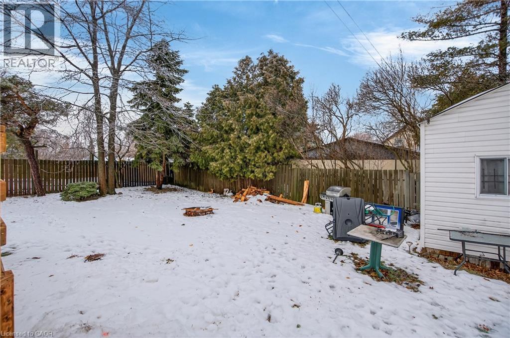 312 East 12th Street, Hamilton, Ontario  L9A 3Y1 - Photo 7 - 40803554