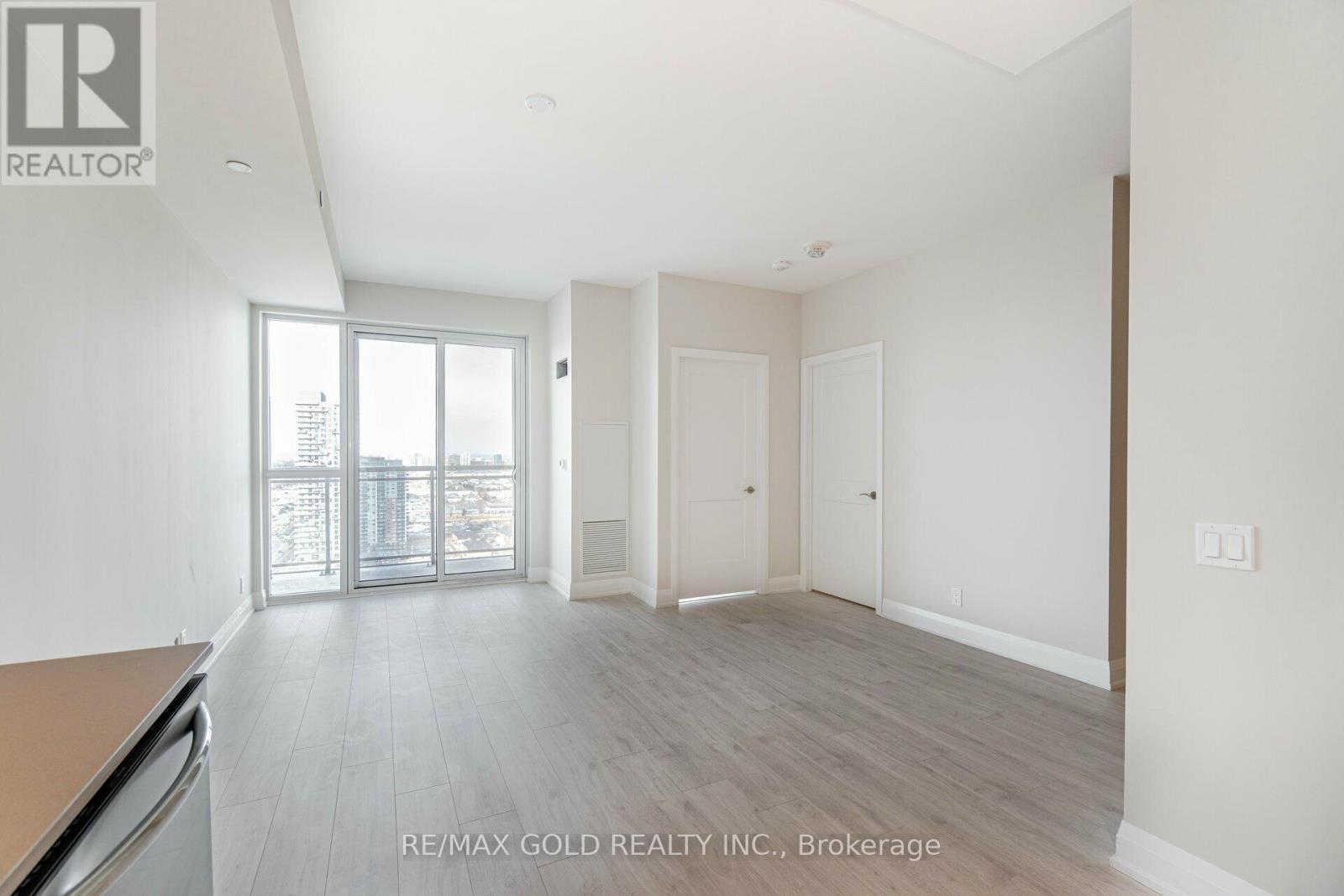 2402 - 15 Lynch Street, Brampton (Queen Street Corridor), Ontario  L0K 1E0 - Photo 15 - W12815208