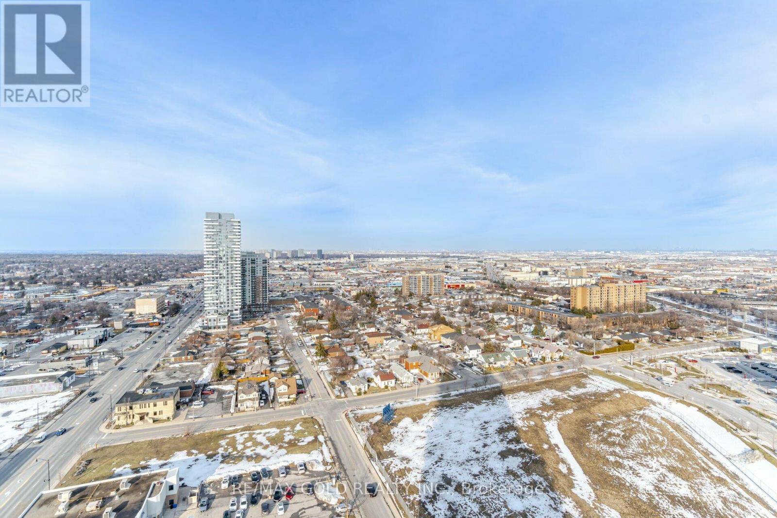 2402 - 15 Lynch Street, Brampton (Queen Street Corridor), Ontario  L0K 1E0 - Photo 30 - W12815208