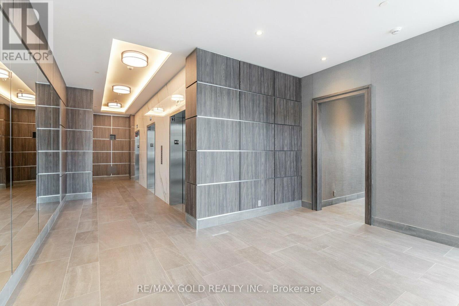 2402 - 15 Lynch Street, Brampton (Queen Street Corridor), Ontario  L0K 1E0 - Photo 7 - W12815208