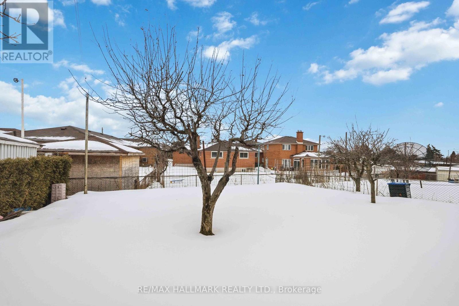 47 Paulvale Crescent, Toronto, Ontario  M3J 1K4 - Photo 32 - W12815240