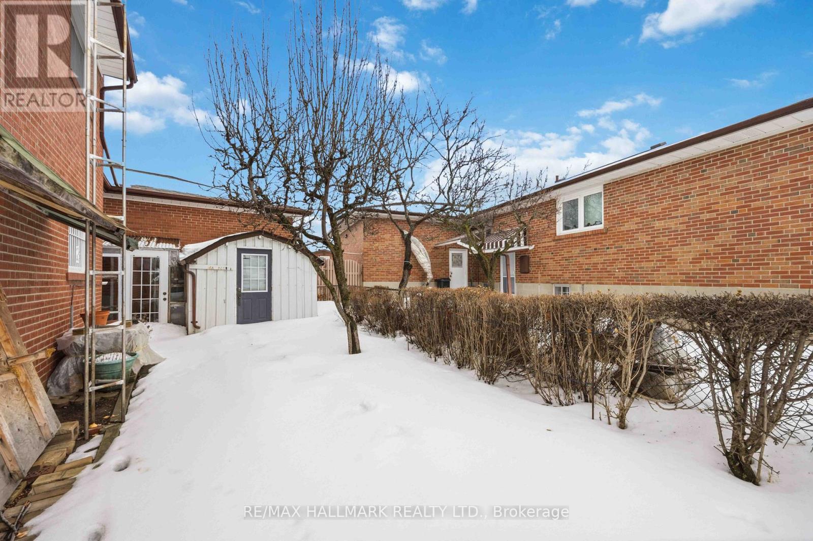 47 Paulvale Crescent, Toronto, Ontario  M3J 1K4 - Photo 33 - W12815240