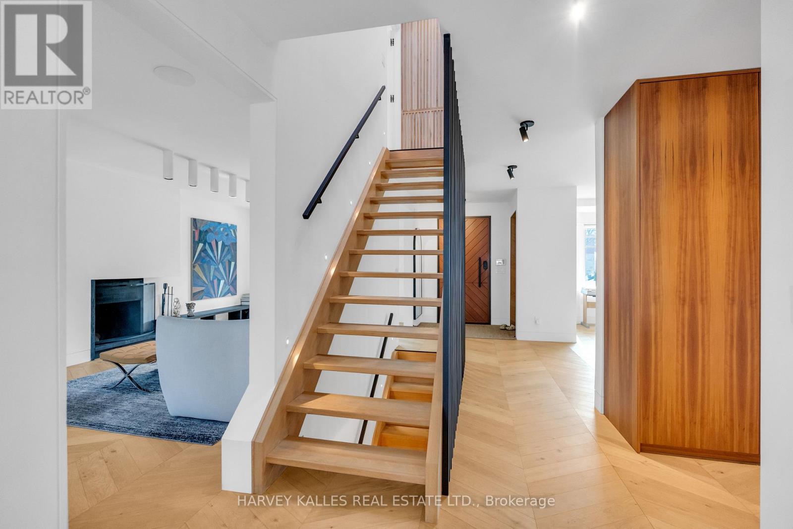 4 Belvedere Boulevard, Toronto, Ontario  M8X 1K1 - Photo 22 - W12815244