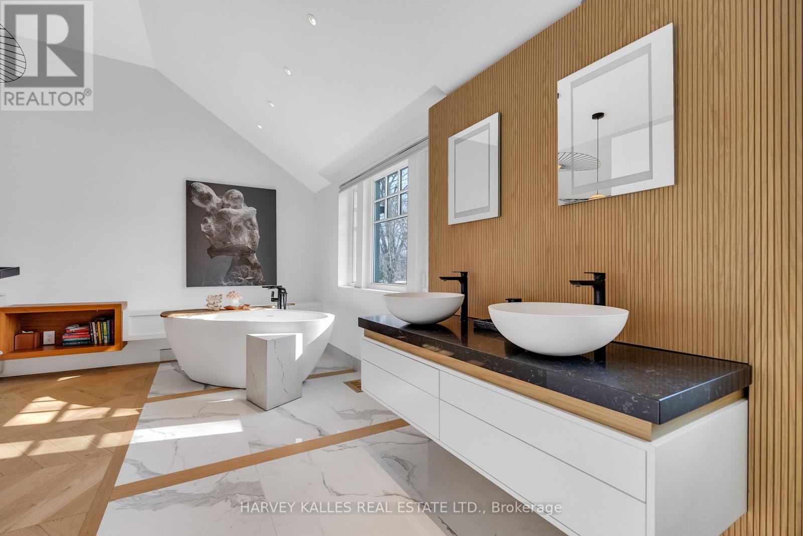 4 Belvedere Boulevard, Toronto, Ontario  M8X 1K1 - Photo 28 - W12815244