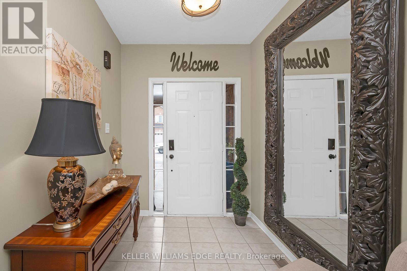 5179 Des Jardines Drive, Burlington, Ontario  L7L 6P7 - Photo 3 - W12815266