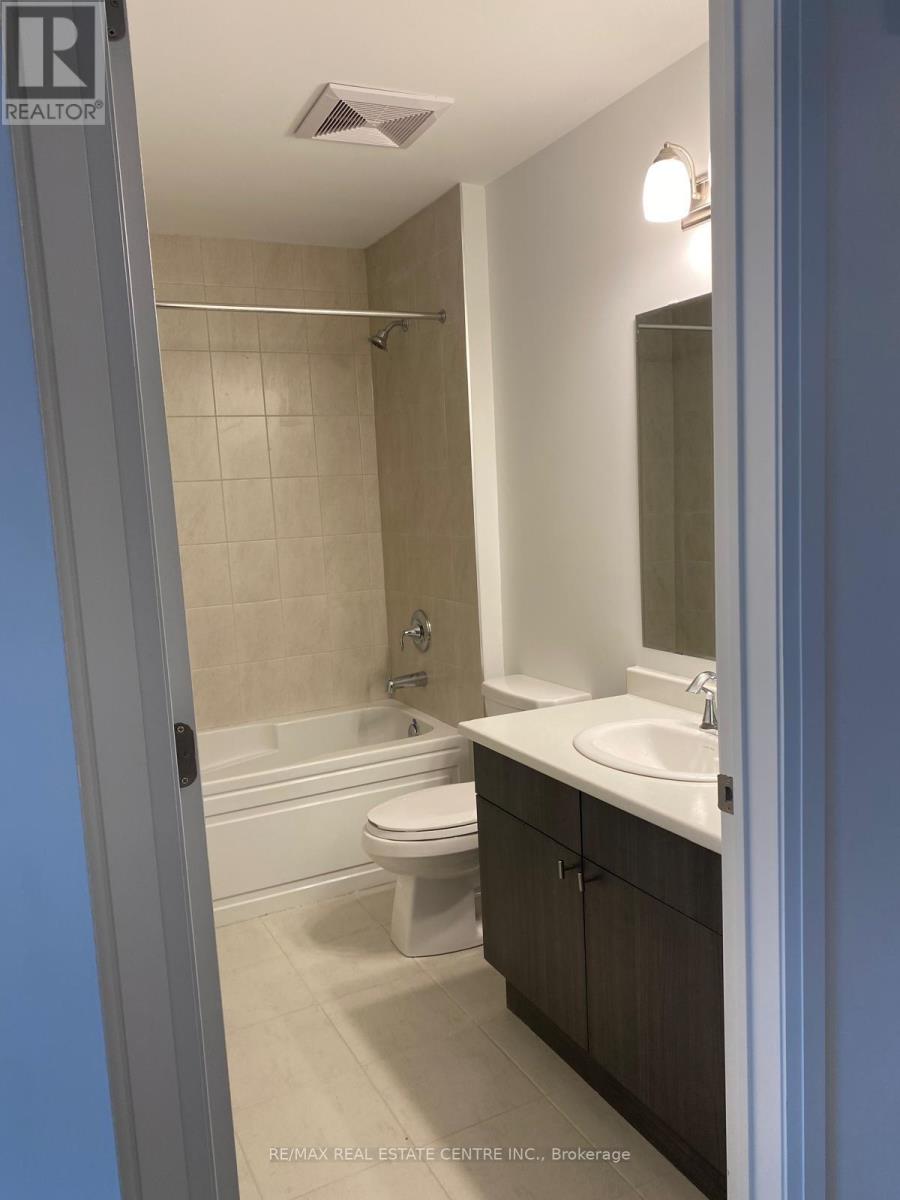 409 - 460 Gordon Krantz Avenue, Milton, Ontario  L9E 1Z2 - Photo 11 - W12815286