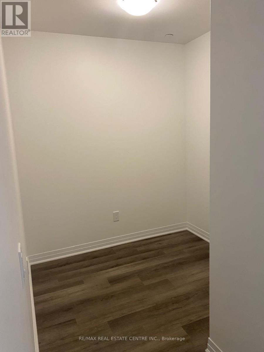 409 - 460 Gordon Krantz Avenue, Milton, Ontario  L9E 1Z2 - Photo 8 - W12815286