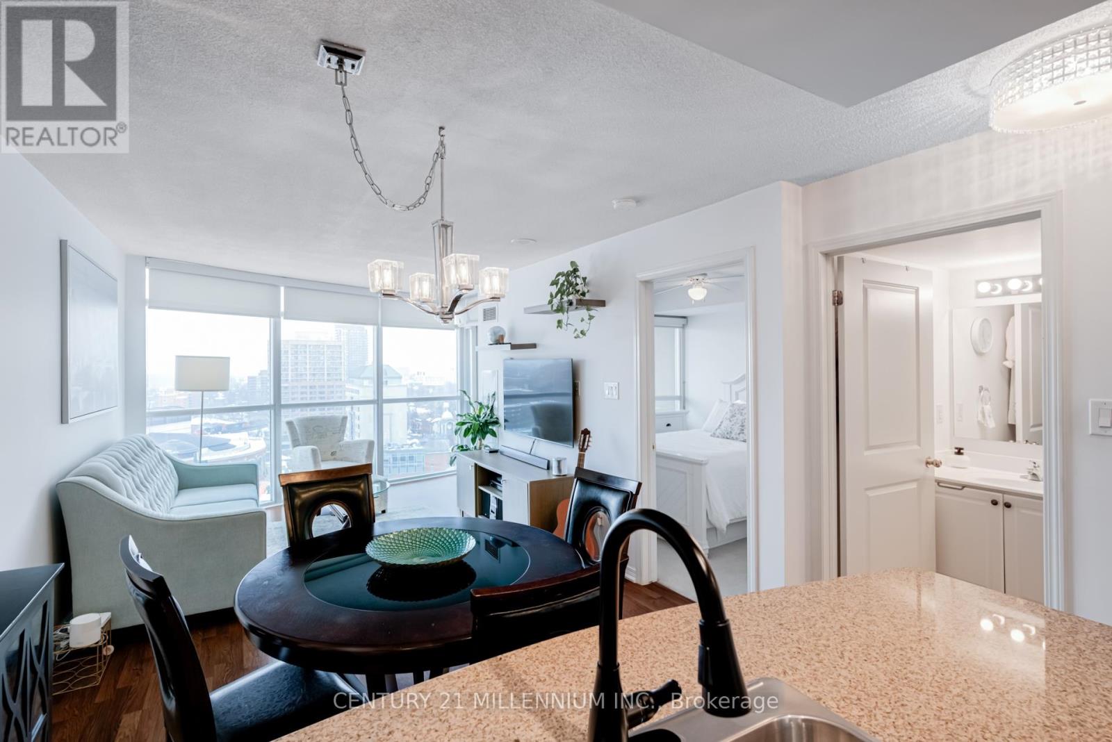 1503 - 9 George Street, Brampton, Ontario  L6X 0T6 - Photo 14 - W12815312