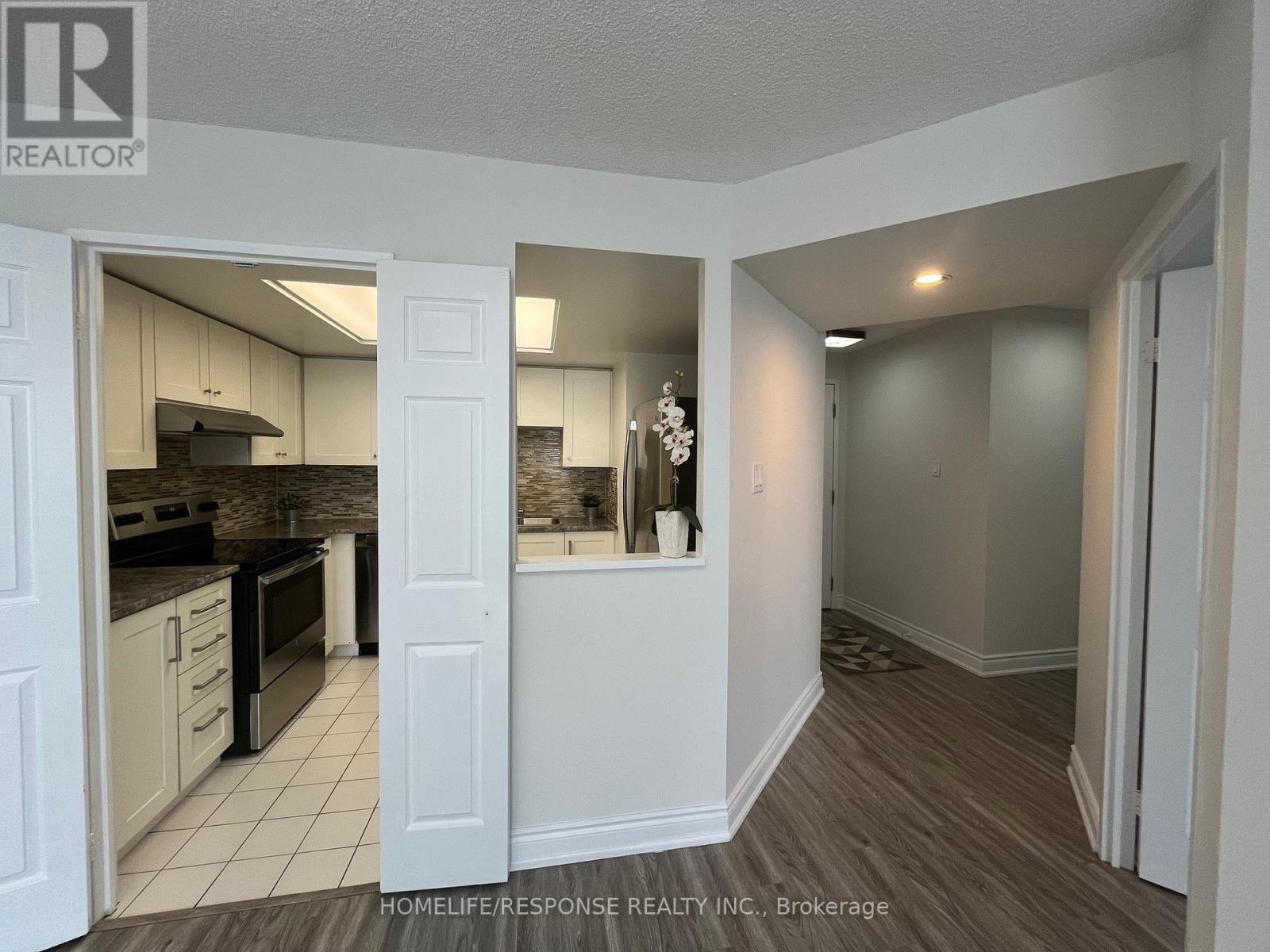 1702 - 4450 Tucana Court, Mississauga, Ontario  L5R 3R4 - Photo 5 - W12815326