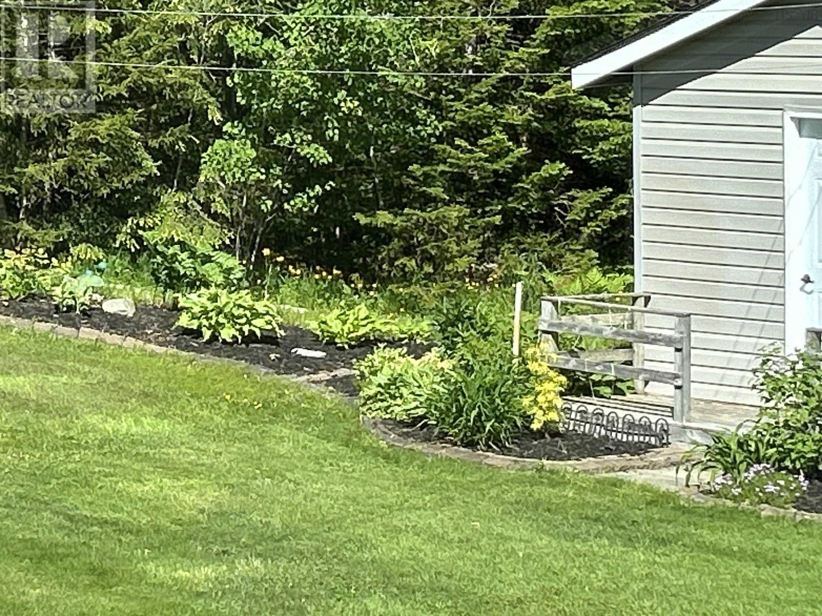 30 Terry Road, Windsor Junction, Nova Scotia  B2T 1G4 - Photo 5 - 202603304