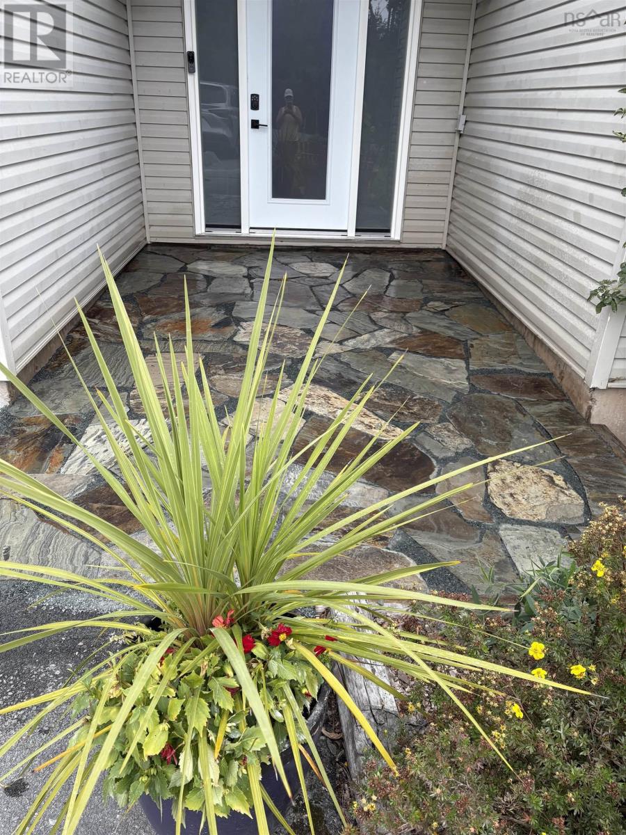 30 Terry Road, Windsor Junction, Nova Scotia  B2T 1G4 - Photo 4 - 202603304