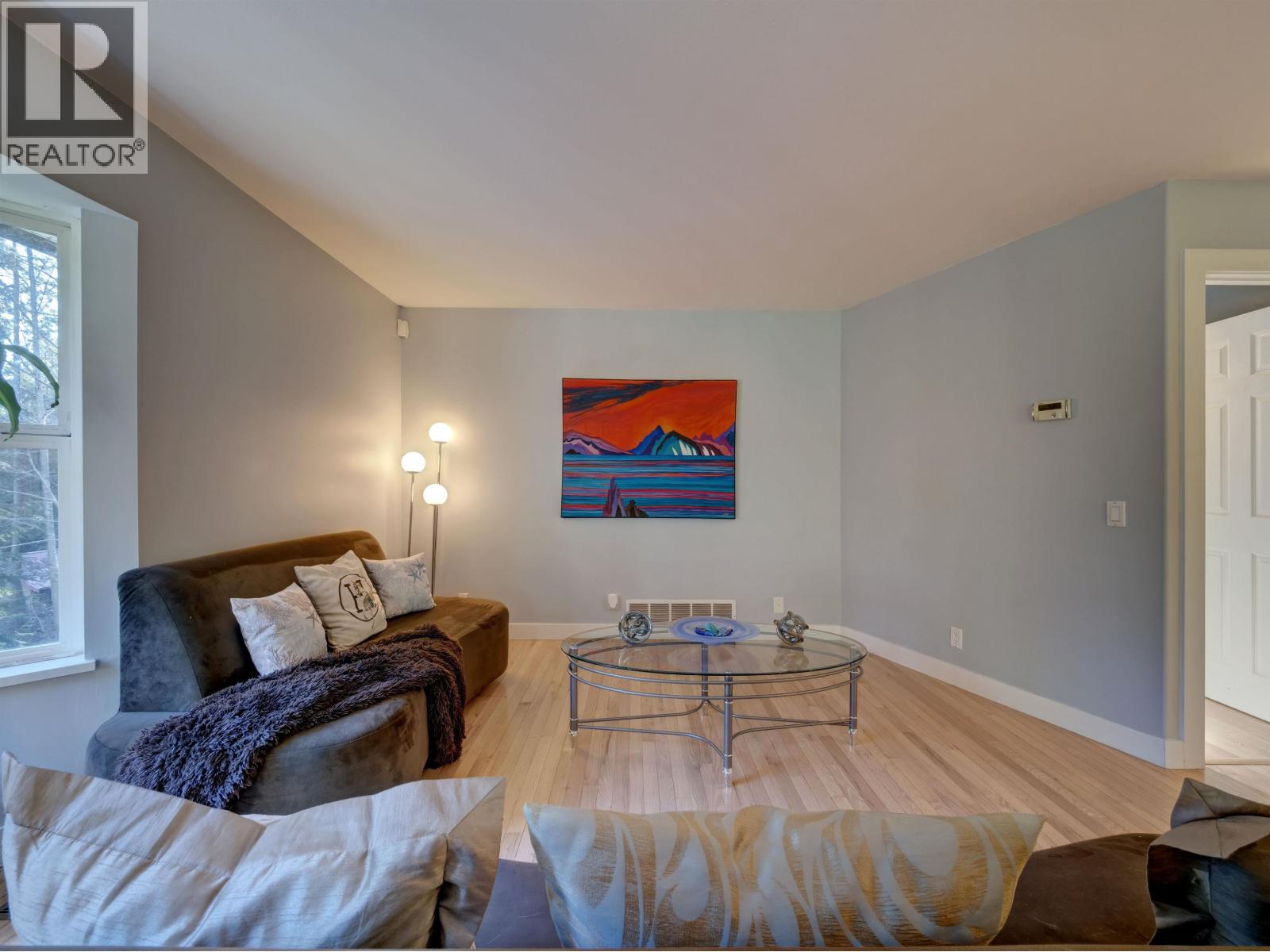 7629 Redrooffs Road, Halfmoon Bay, British Columbia  V7Z 1C4 - Photo 10 - R3092618