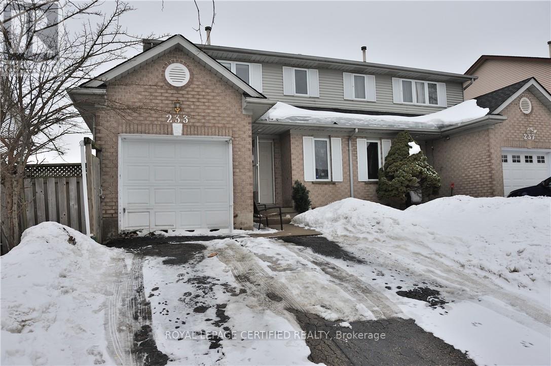 233 BENESFORT CRESCENT, waterloo, Ontario